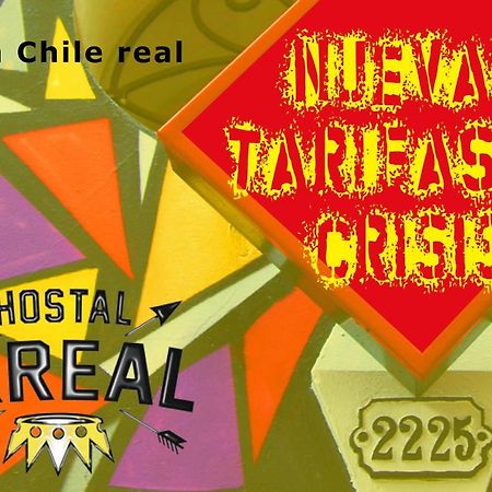סנטיאגו Hostal Irreal מראה חיצוני תמונה