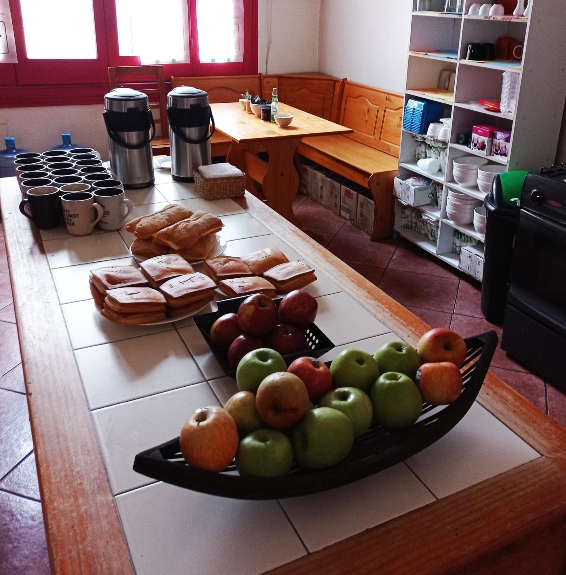 סנטיאגו Hostal Irreal מראה חיצוני תמונה
