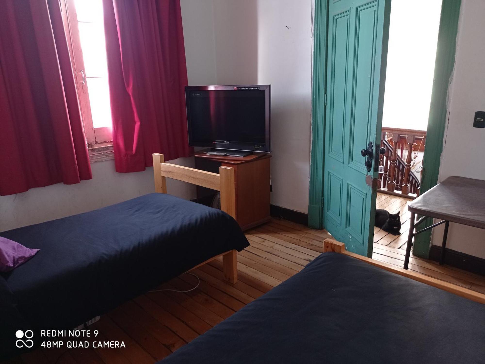 סנטיאגו Hostal Irreal מראה חיצוני תמונה