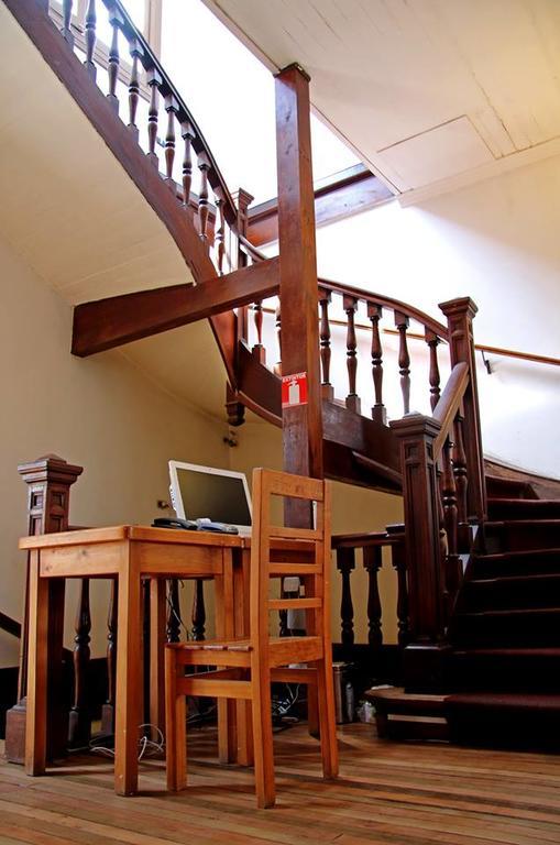 סנטיאגו Hostal Irreal מראה חיצוני תמונה
